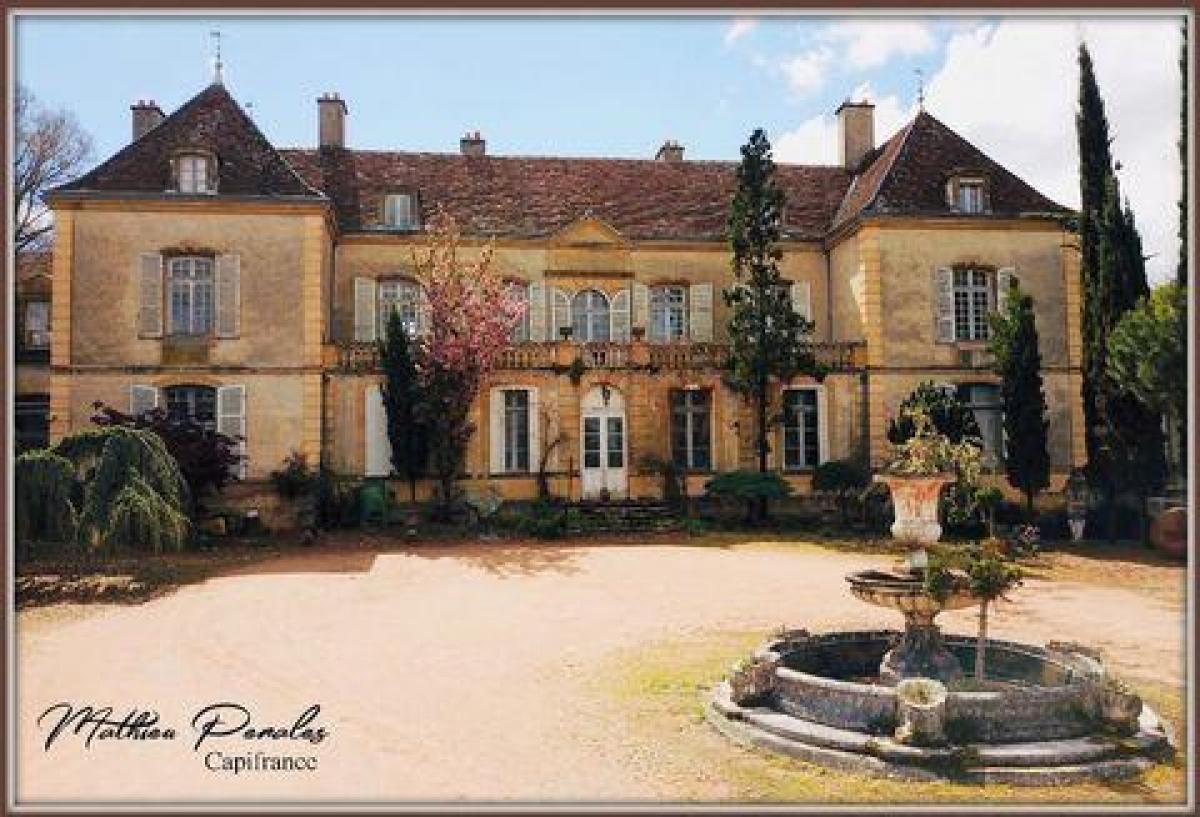 Picture of Home For Sale in Digoin, Bourgogne, France