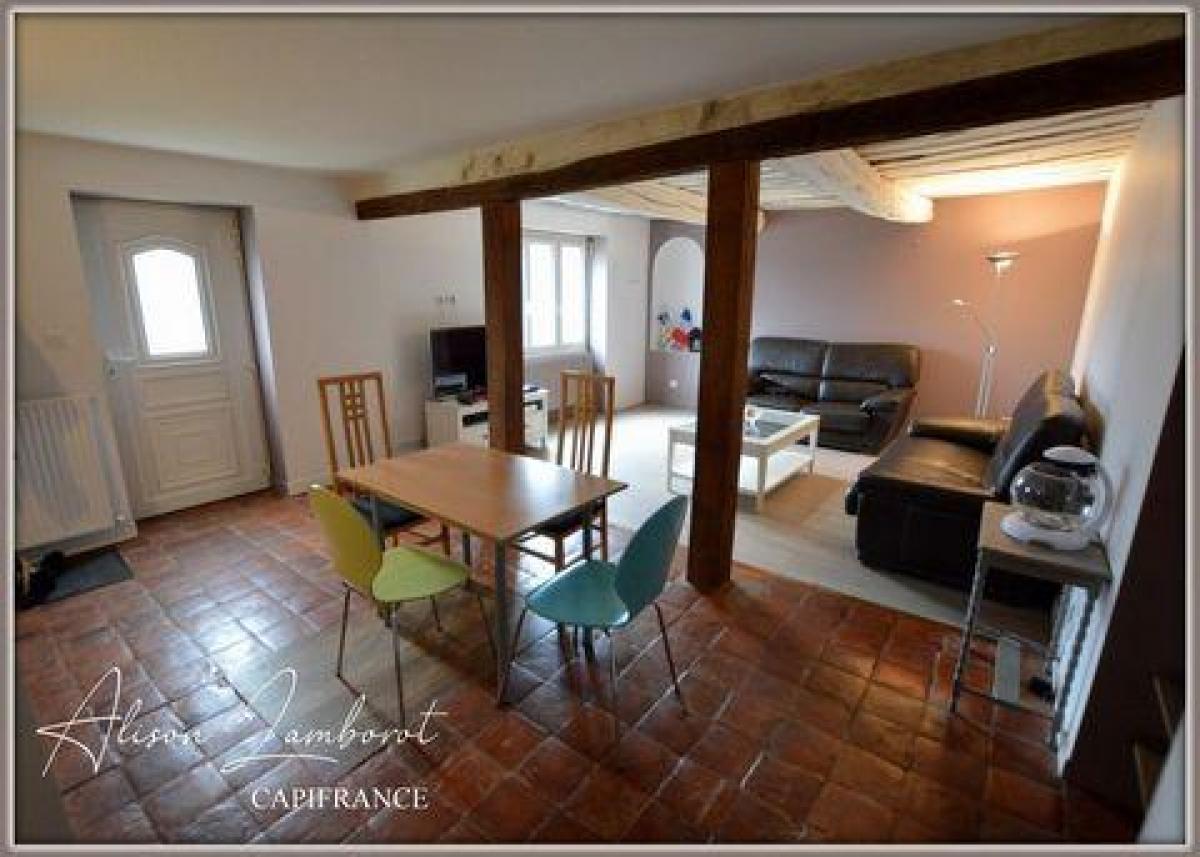 Picture of Home For Sale in Marcigny, Bourgogne, France