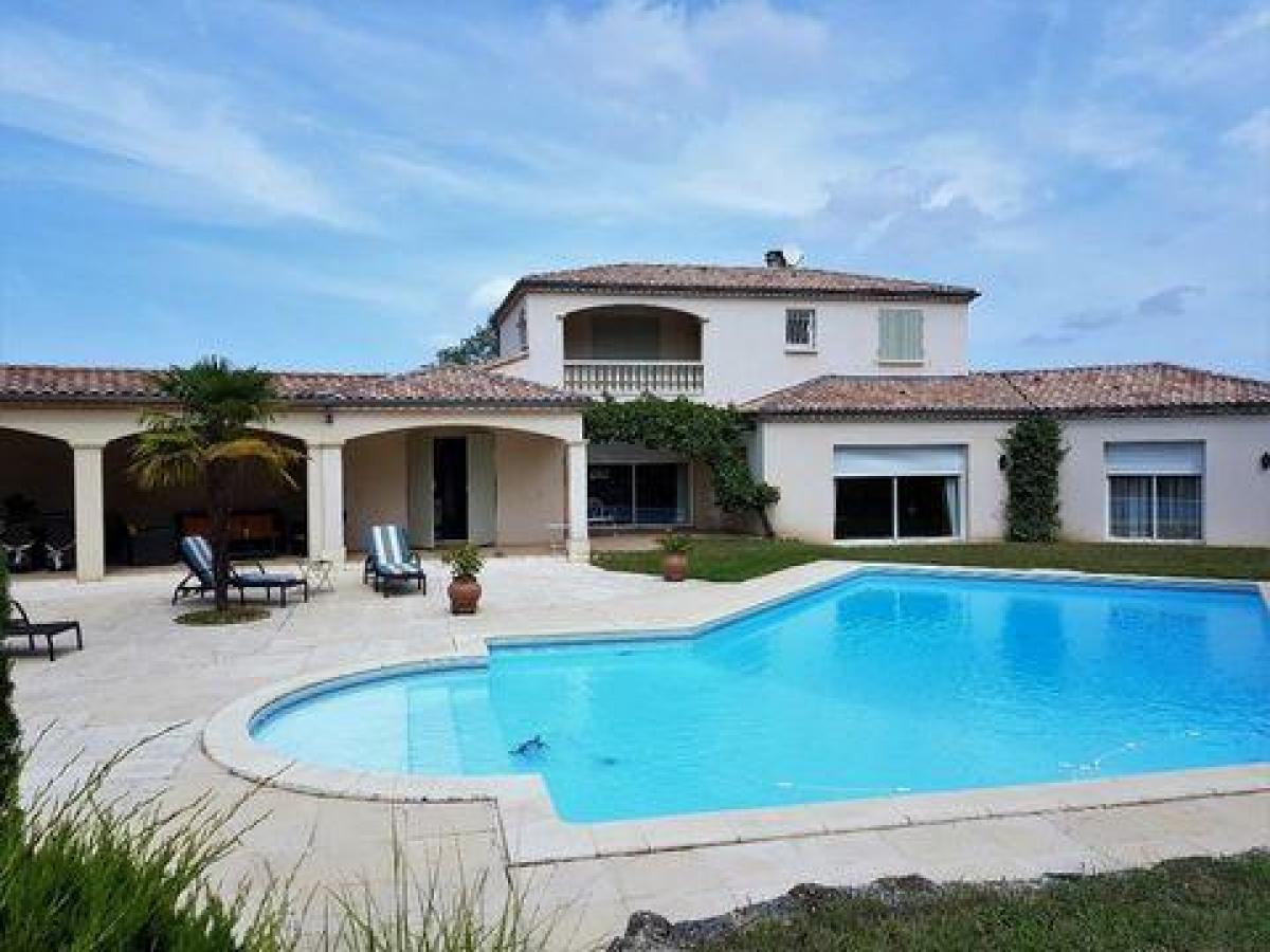 Picture of Home For Sale in Casteljaloux, Aquitaine, France