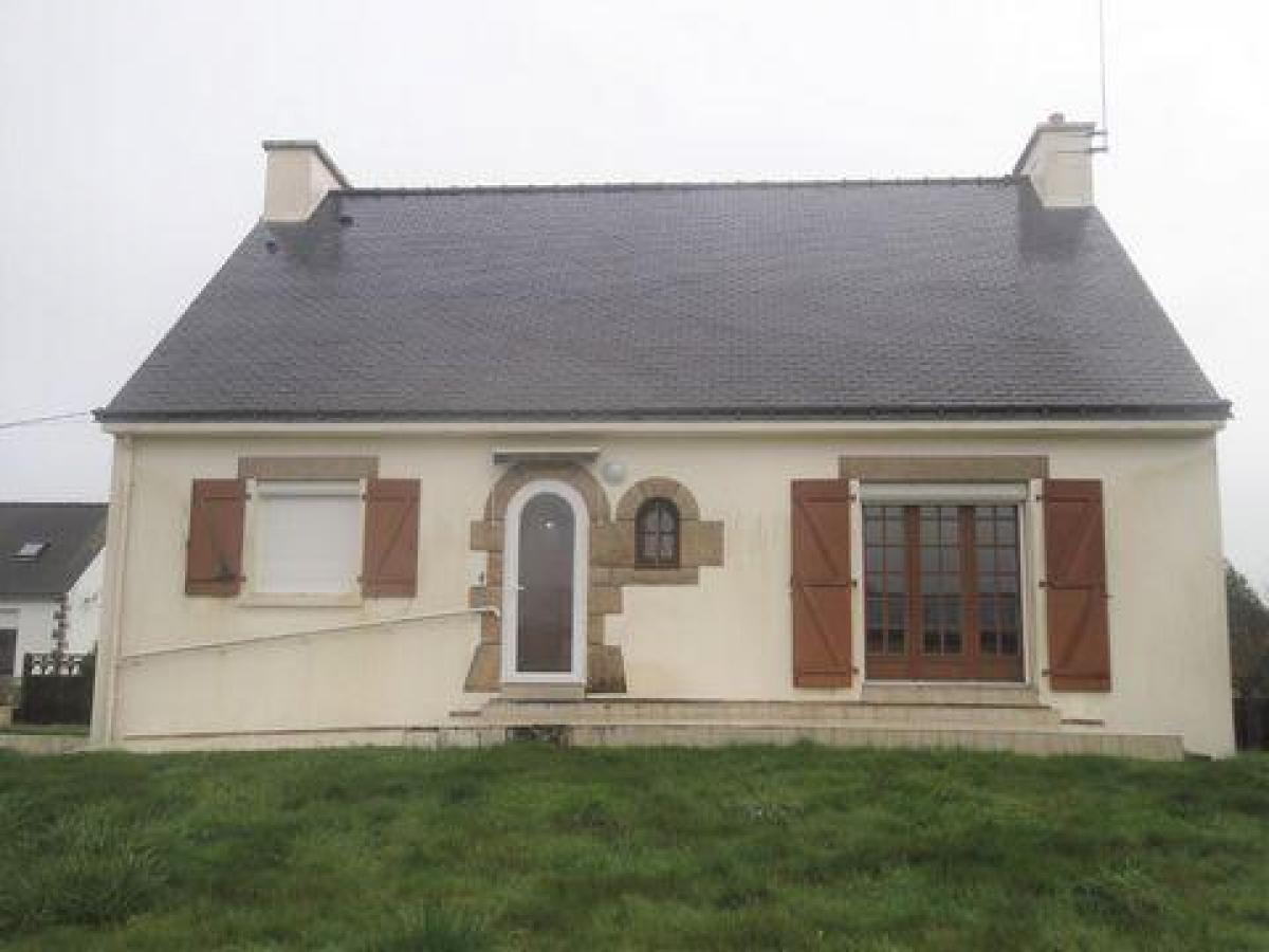 Picture of Home For Sale in Cleguerec, Morbihan, France