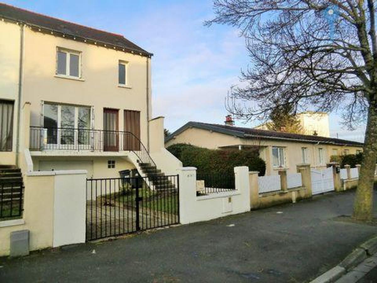 Picture of Home For Sale in Tours, Touraine, France