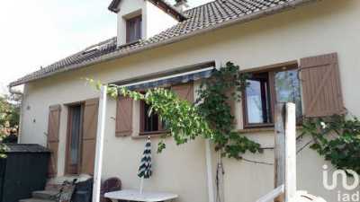 Home For Sale in Sens, France