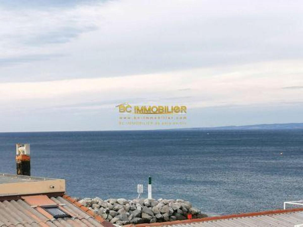 Picture of Home For Sale in Marseille, Provence-Alpes-Cote d'Azur, France