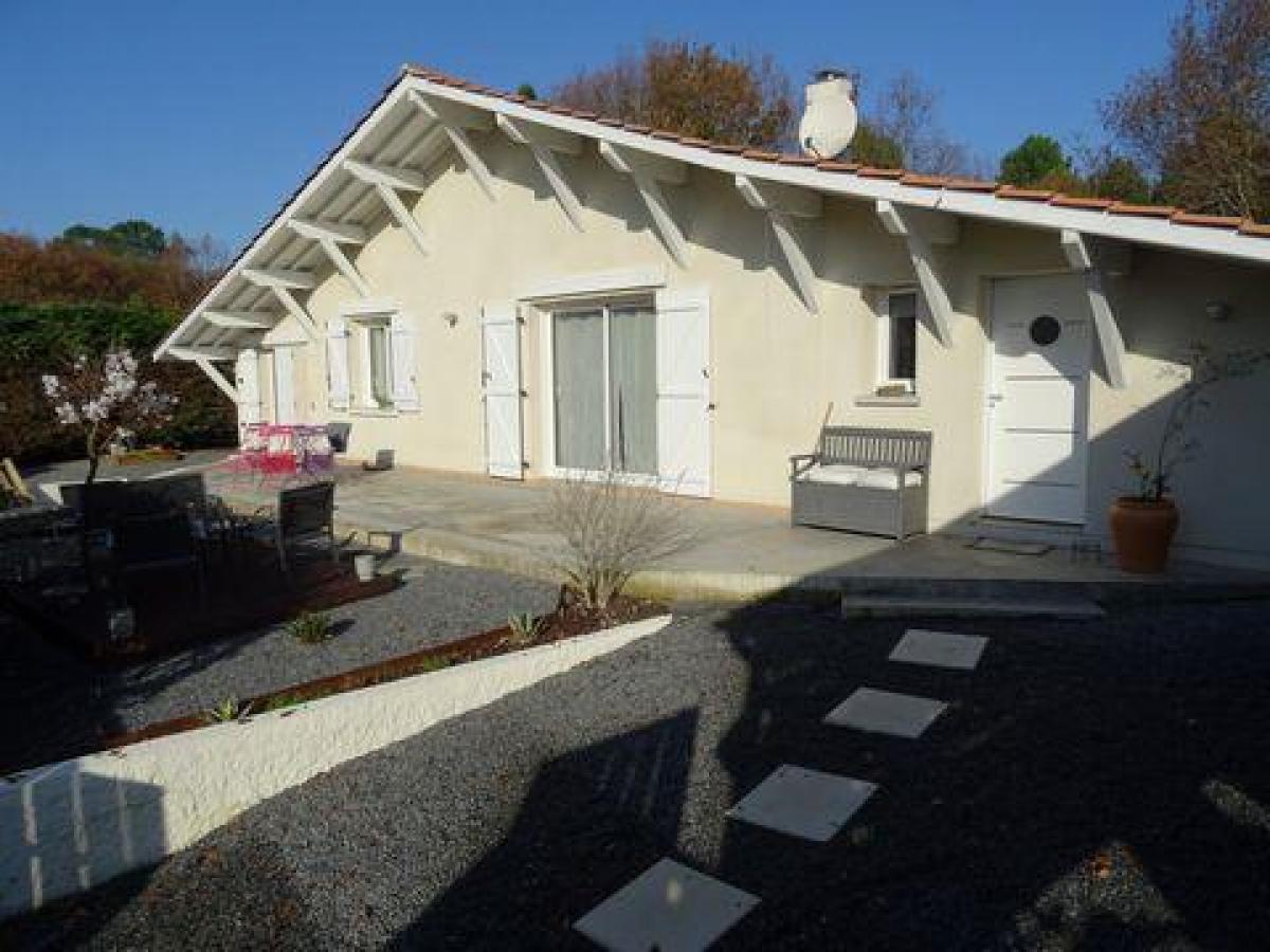 Picture of Home For Sale in Biganos, Aquitaine, France