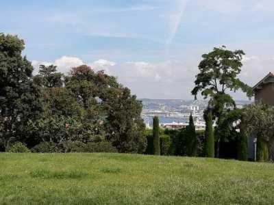 Apartment For Sale in Marseille, France