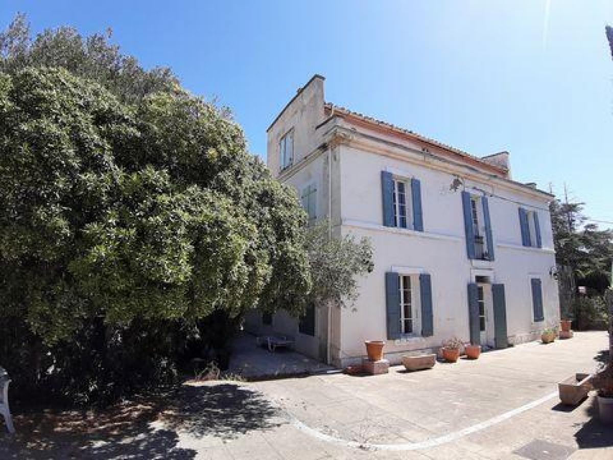 Picture of Home For Sale in Marseille, Provence-Alpes-Cote d'Azur, France