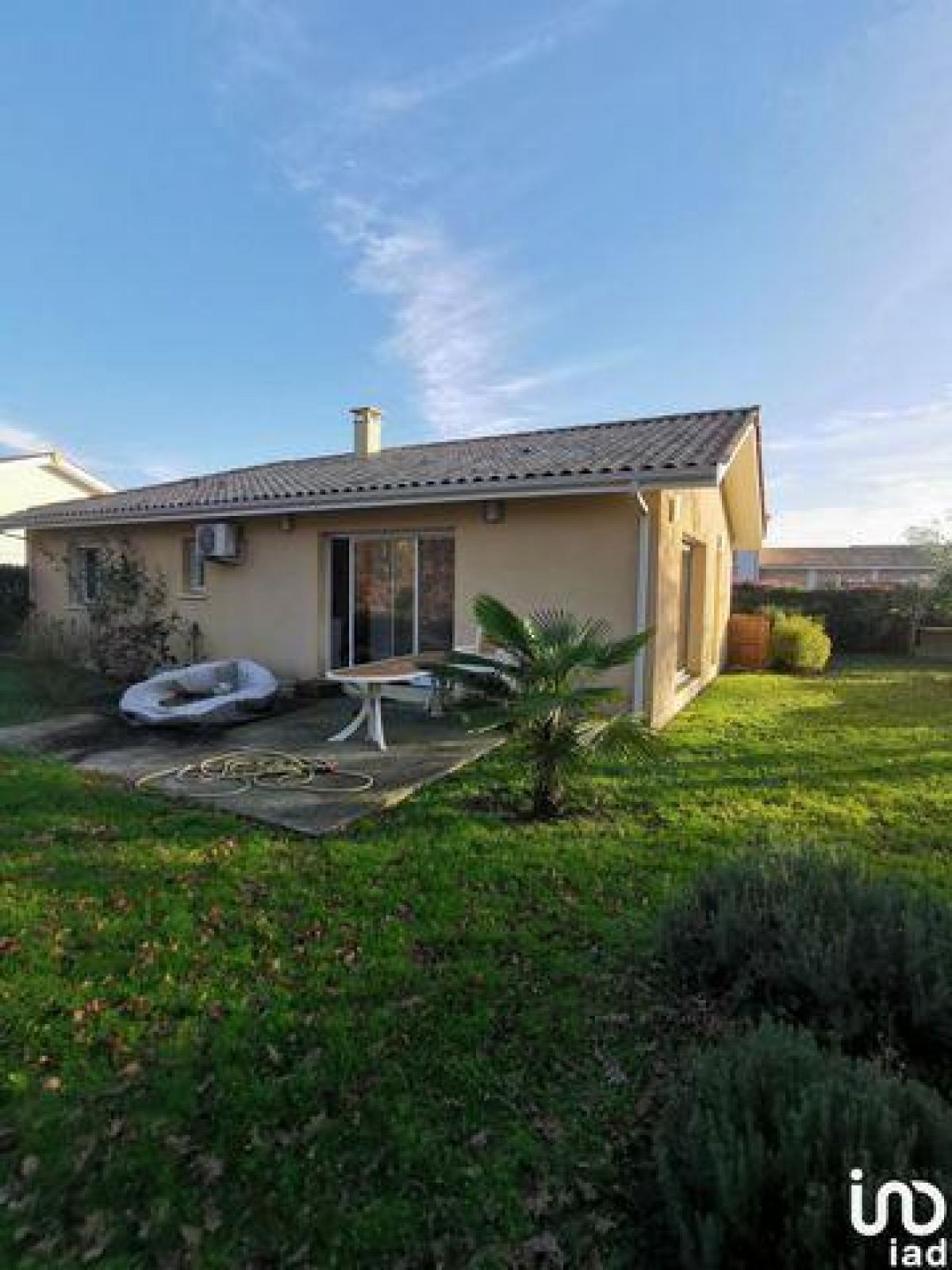 Picture of Home For Sale in Audenge, Aquitaine, France