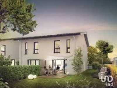 Home For Sale in Biganos, France