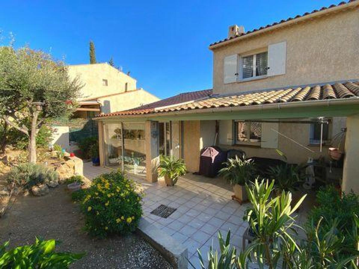 Picture of Home For Sale in Frejus, Cote d'Azur, France