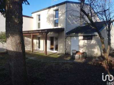 Home For Sale in Gradignan, France