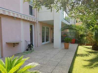 Condo For Sale in Aubagne, France