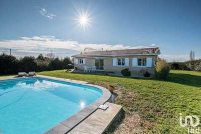 Home For Sale in Langon, France