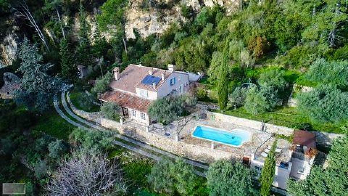 Picture of Home For Sale in Toulon, Provence-Alpes-Cote d'Azur, France