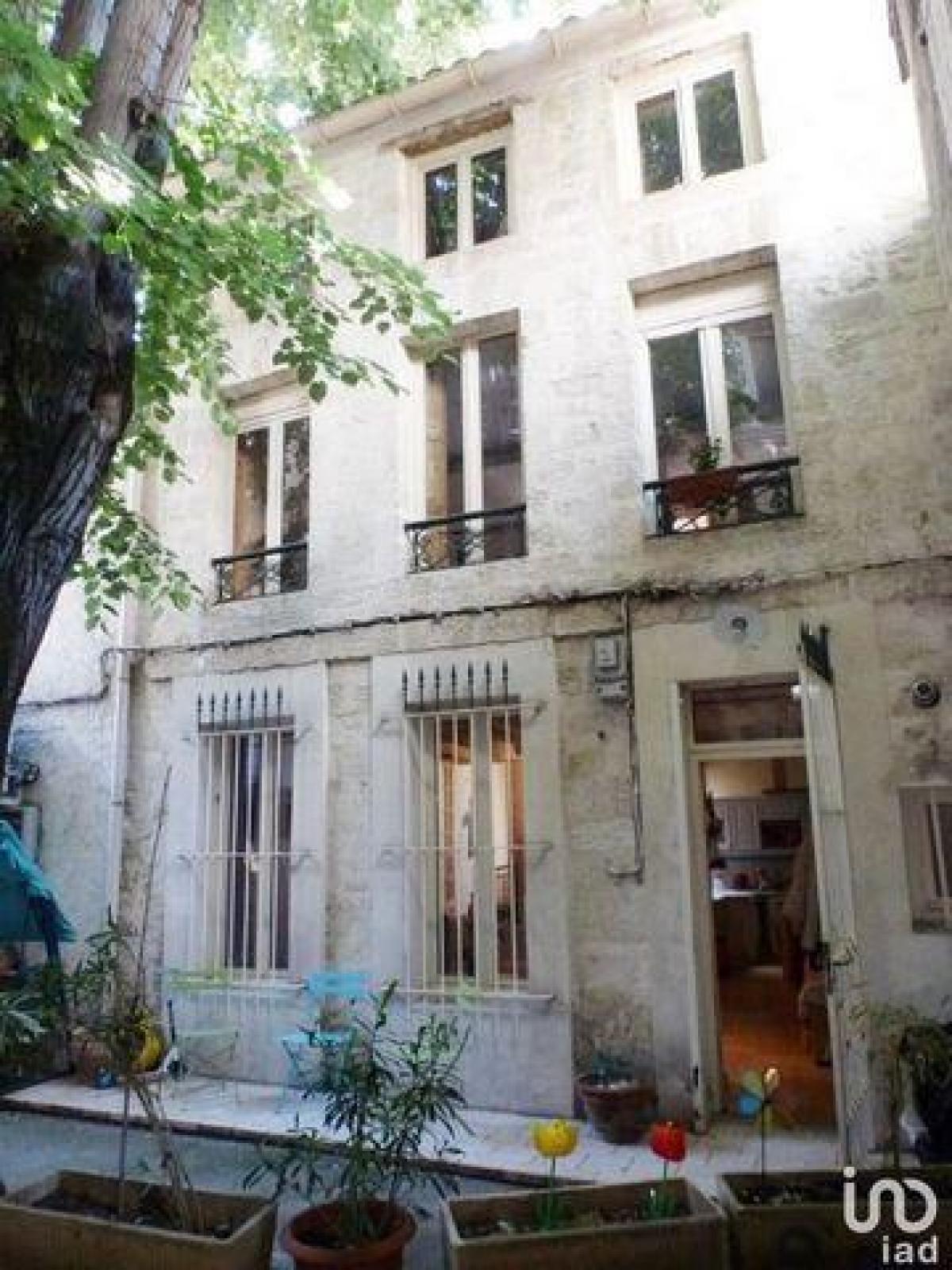 Picture of Home For Sale in Avignon, Provence-Alpes-Cote d'Azur, France