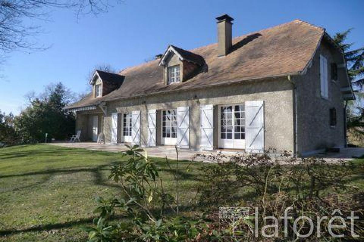 Picture of Home For Sale in Orthez, Aquitaine, France