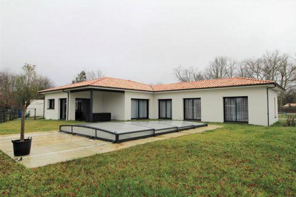 Picture of Home For Sale in Belin Beliet, Aquitaine, France