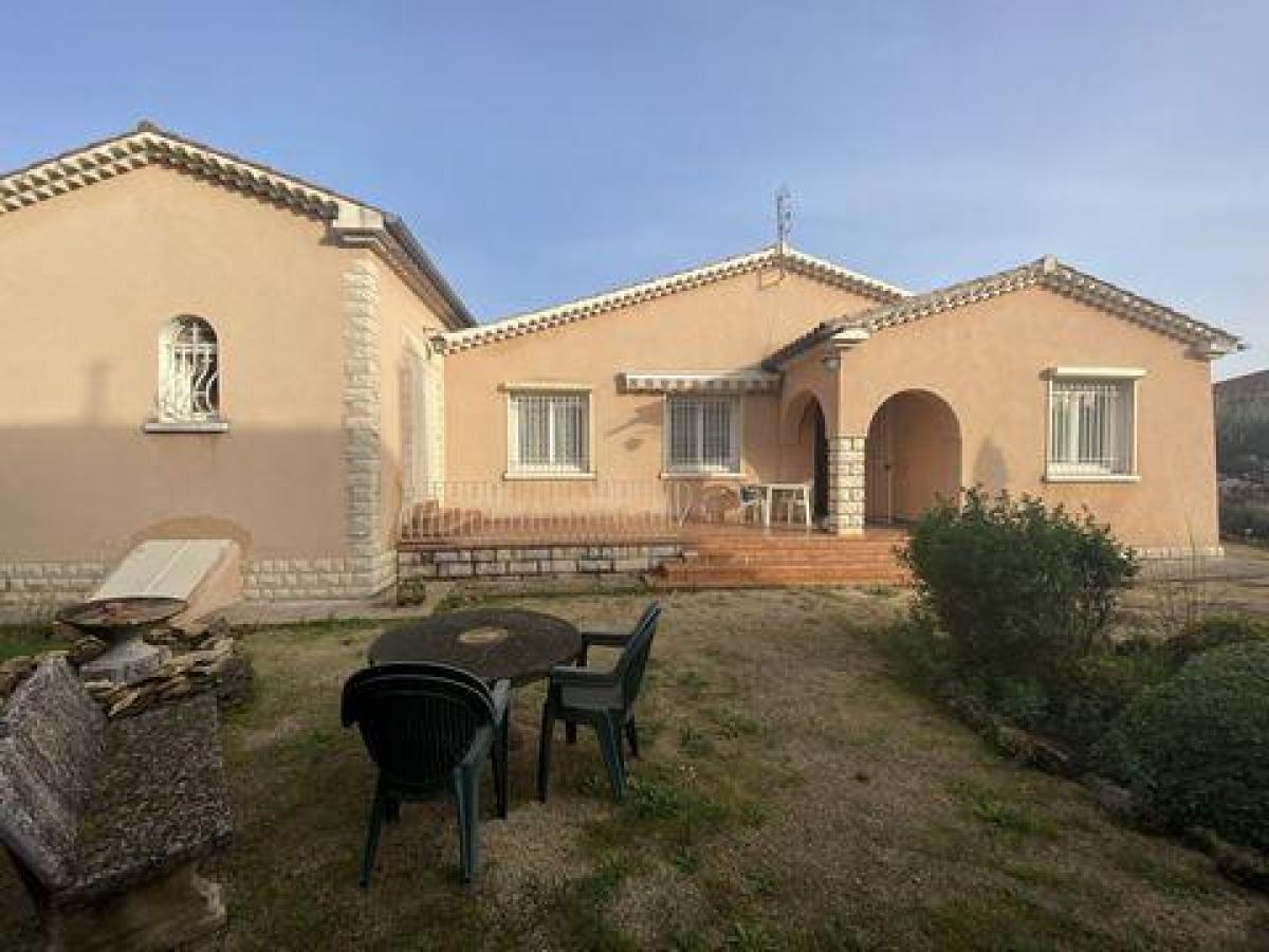 Picture of Home For Sale in Orange, Provence-Alpes-Cote d'Azur, France