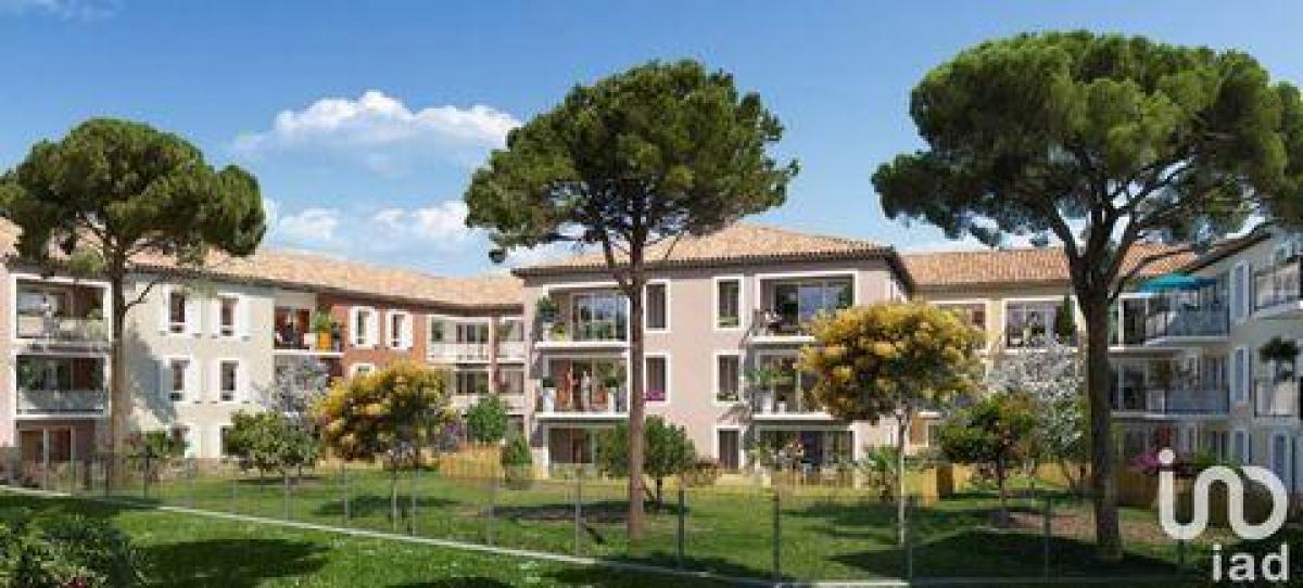 Picture of Condo For Sale in Cogolin, Provence-Alpes-Cote d'Azur, France