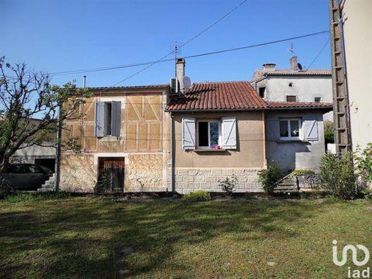 Picture of Home For Sale in Lauzun, Lot Et Garonne, France