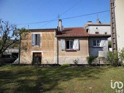 Home For Sale in Lauzun, France