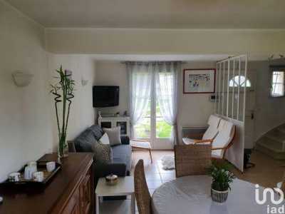 Home For Sale in Pontpoint, France