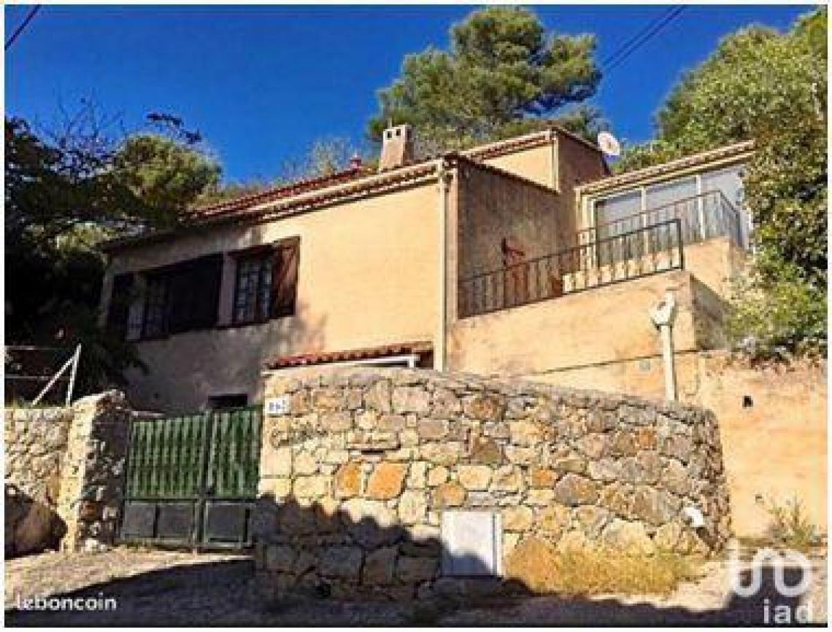 Picture of Home For Sale in Ollioules, Cote d'Azur, France