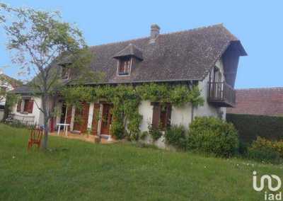Home For Sale in Breteuil, France