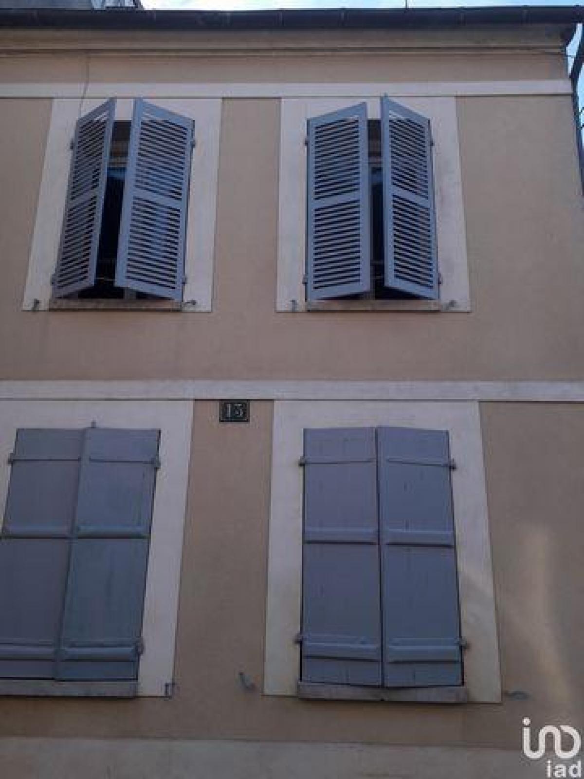 Picture of Home For Sale in Sens, Bourgogne, France