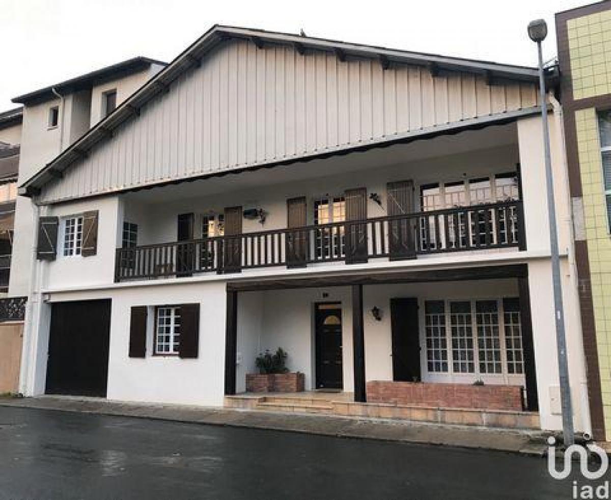 Picture of Home For Sale in Tonneins, Aquitaine, France