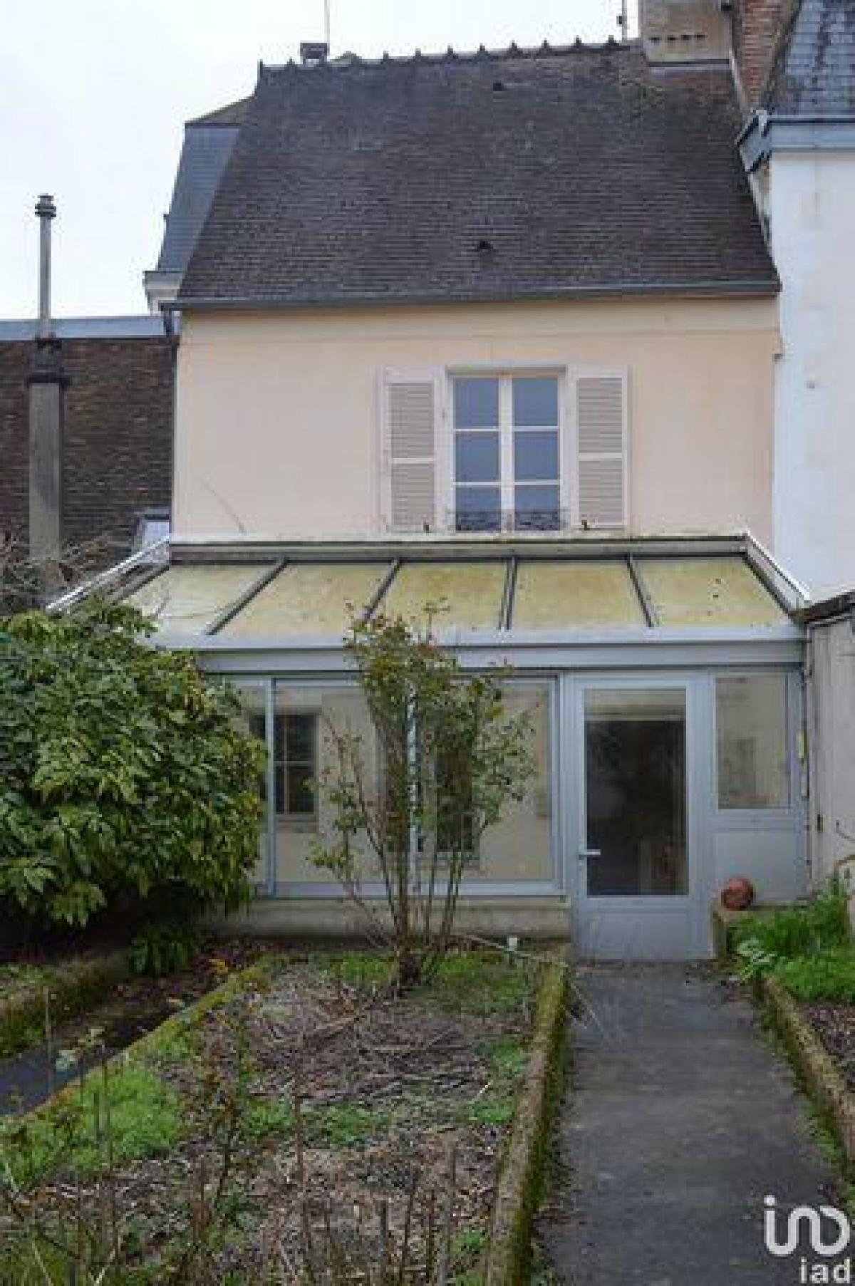 Picture of Home For Sale in Auxerre, Bourgogne, France