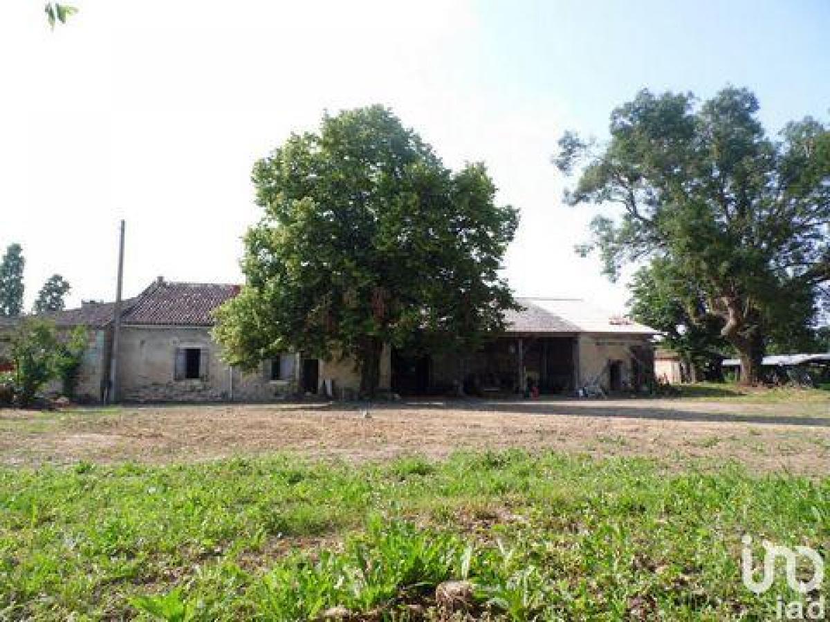 Picture of Home For Sale in Lauzun, Lot Et Garonne, France