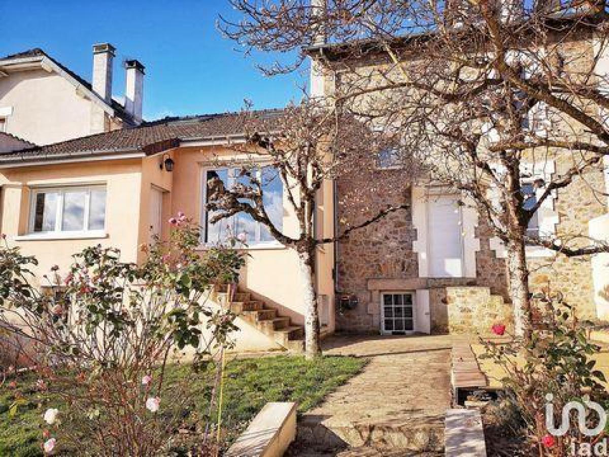 Picture of Home For Sale in Limoges, Limousin, France