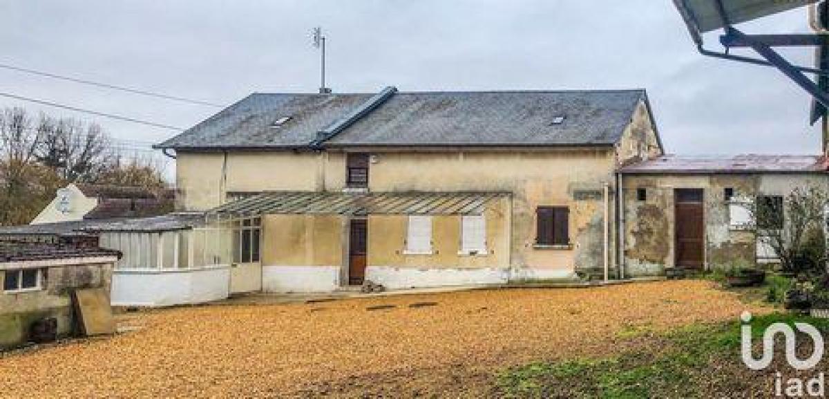 Picture of Home For Sale in Bailly, Bourgogne, France