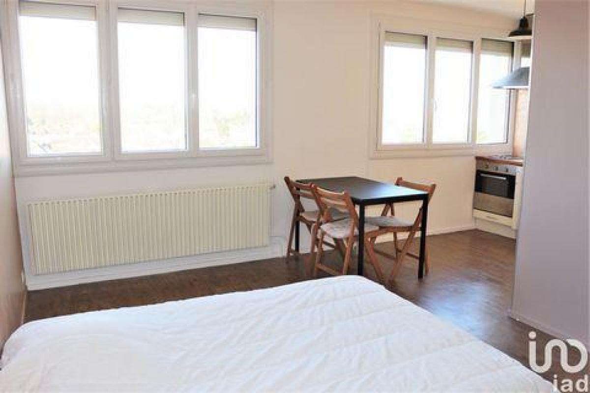 Picture of Apartment For Sale in Montargis, Centre, France