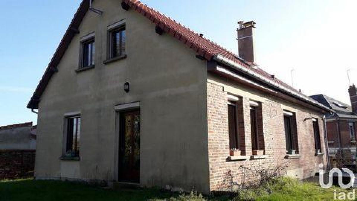Picture of Home For Sale in Montdidier, Lorraine, France