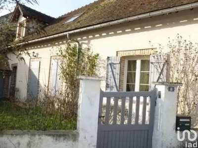 Home For Sale in Appoigny, France