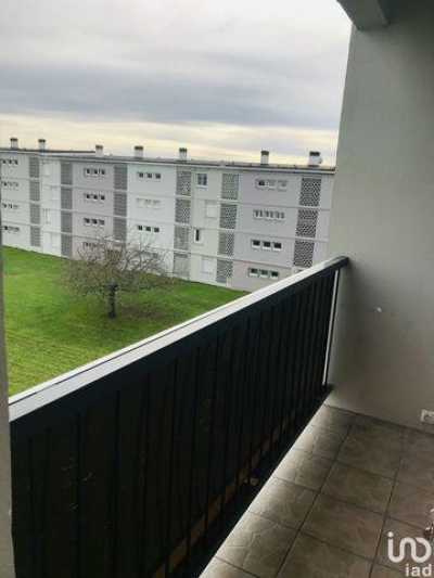 Condo For Sale in Libourne, France