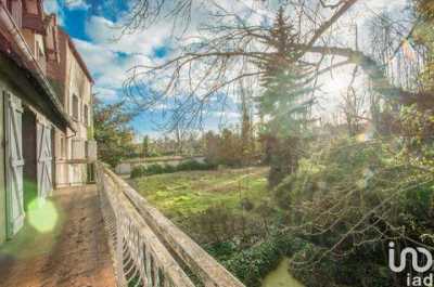 Home For Sale in Linas, France