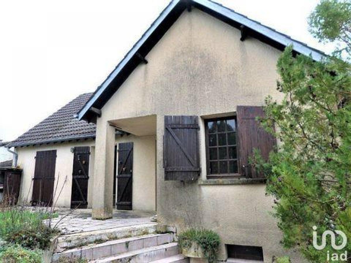 Picture of Home For Sale in Joigny, Bourgogne, France