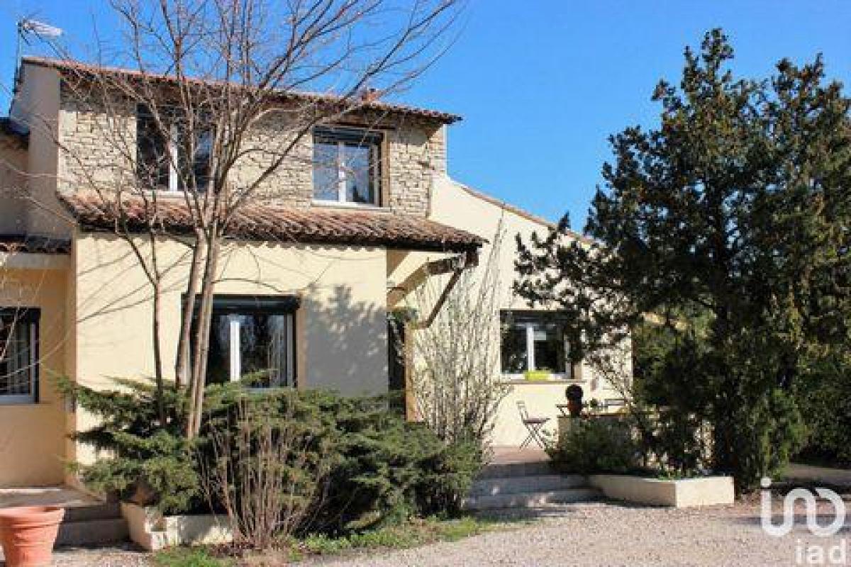 Picture of Home For Sale in Avignon, Provence-Alpes-Cote d'Azur, France