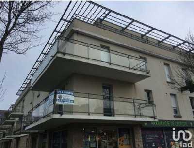 Condo For Sale in Dinan, France