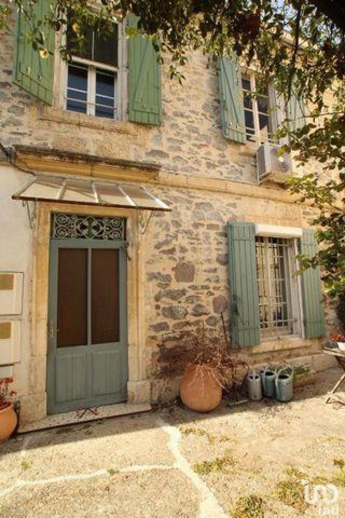 Picture of Home For Sale in Arles, Provence-Alpes-Cote d'Azur, France