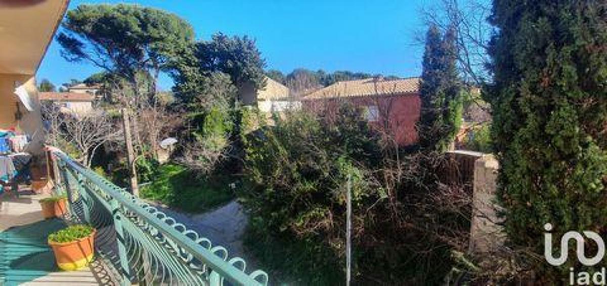 Picture of Condo For Sale in Carpentras, Provence-Alpes-Cote d'Azur, France