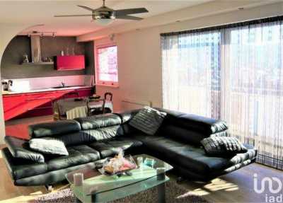Condo For Sale in Forbach, France