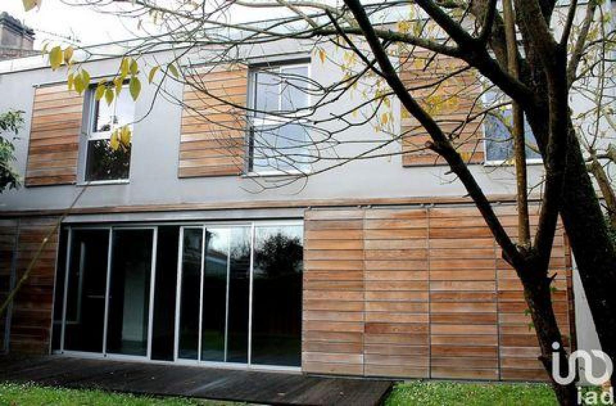 Picture of Home For Sale in Le Bouscat, Aquitaine, France