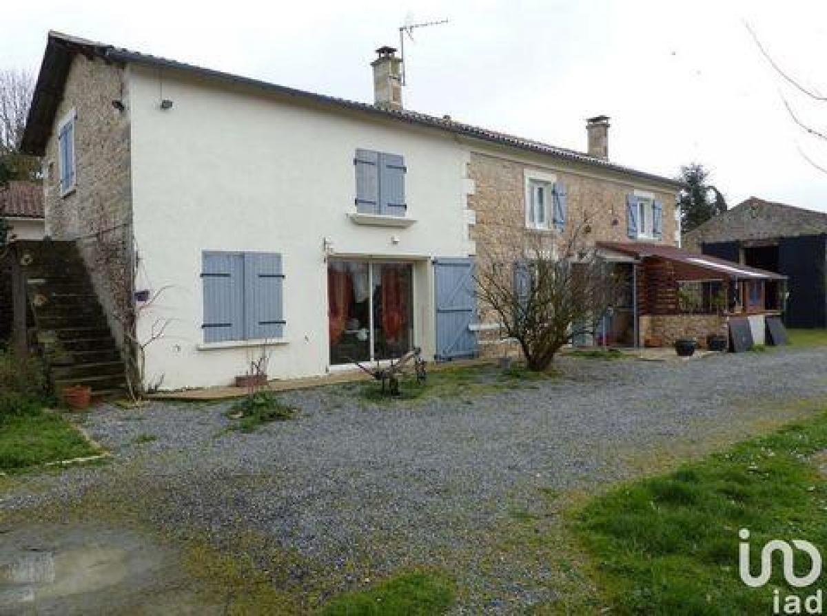 Picture of Home For Sale in Cherves, Poitou Charentes, France
