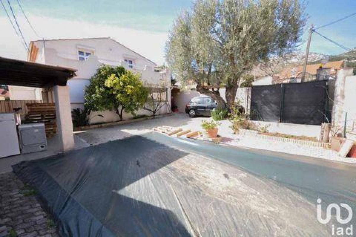 Picture of Home For Sale in Toulon, Provence-Alpes-Cote d'Azur, France