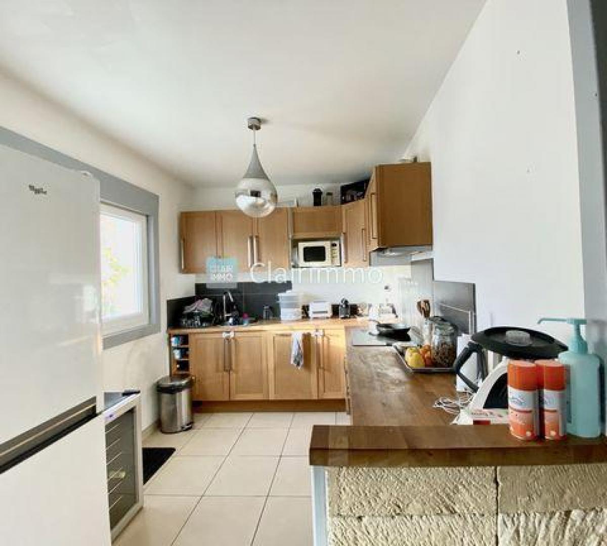 Picture of Home For Sale in Marignane, Provence-Alpes-Cote d'Azur, France