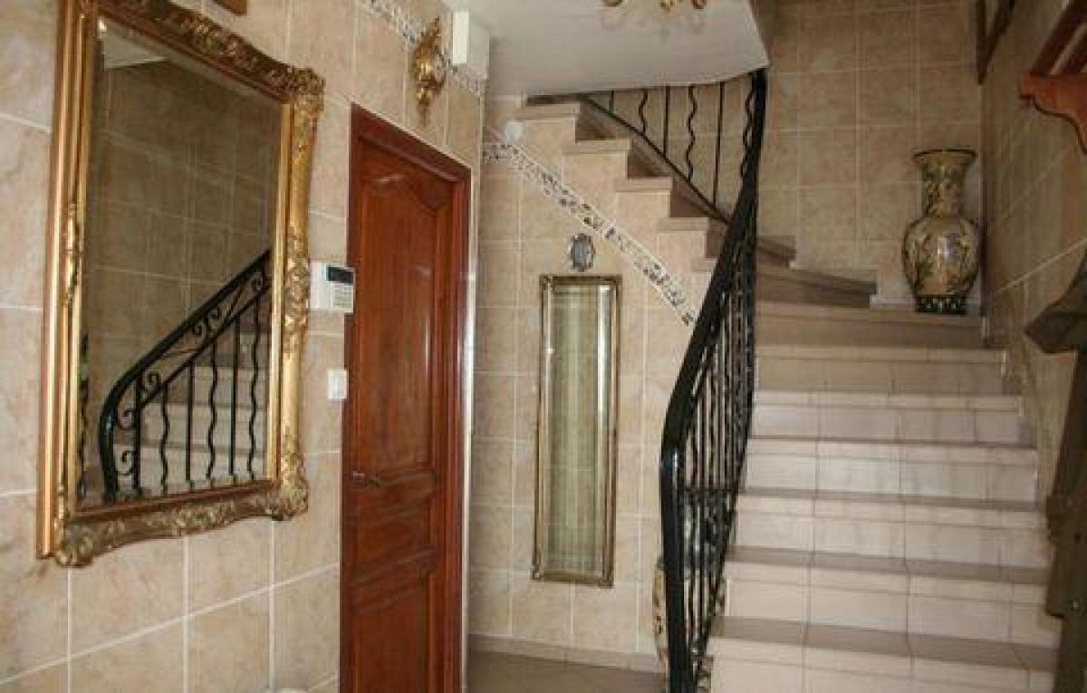 Picture of Home For Sale in Nimes, Languedoc Roussillon, France