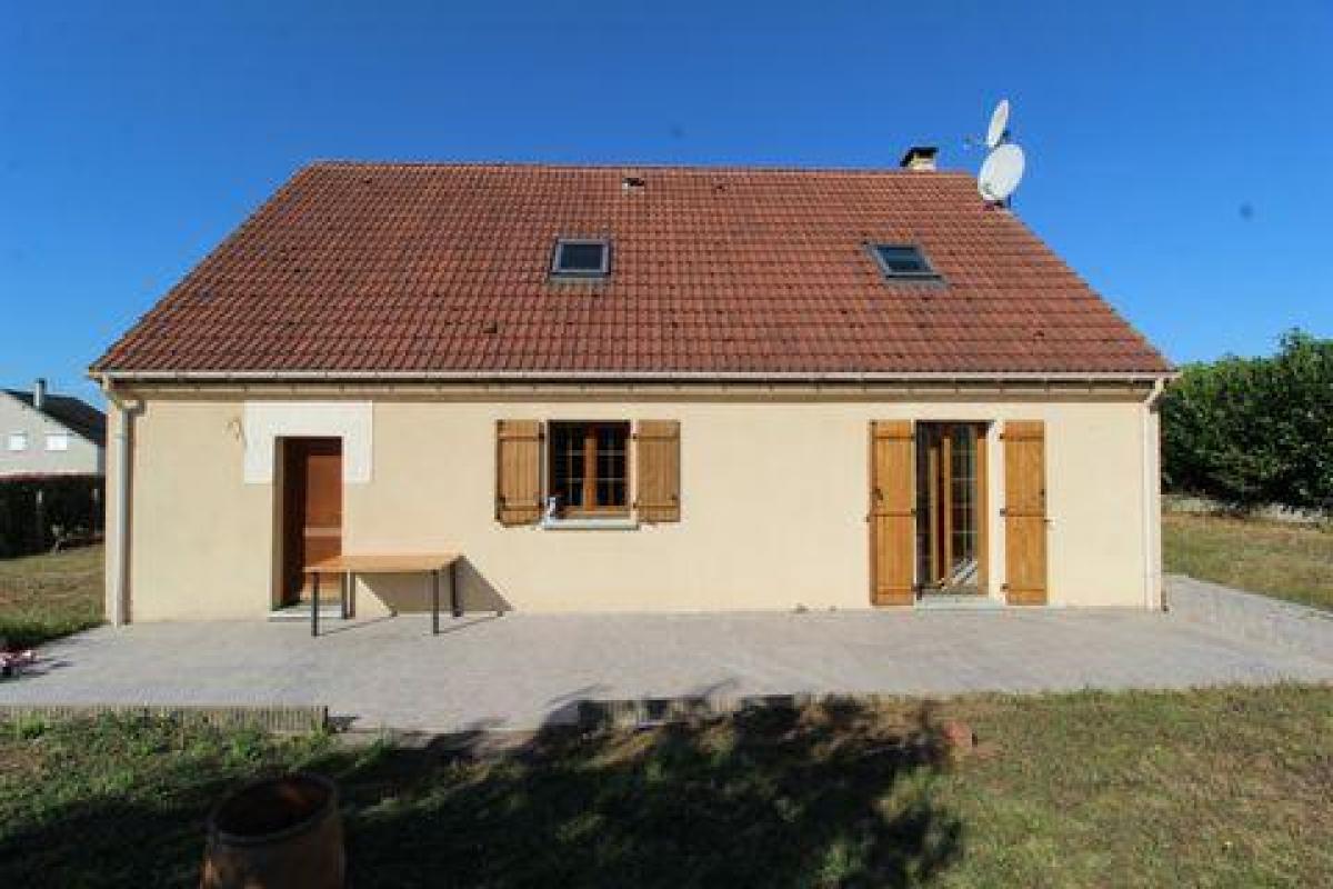 Picture of Home For Sale in Sens, Bourgogne, France